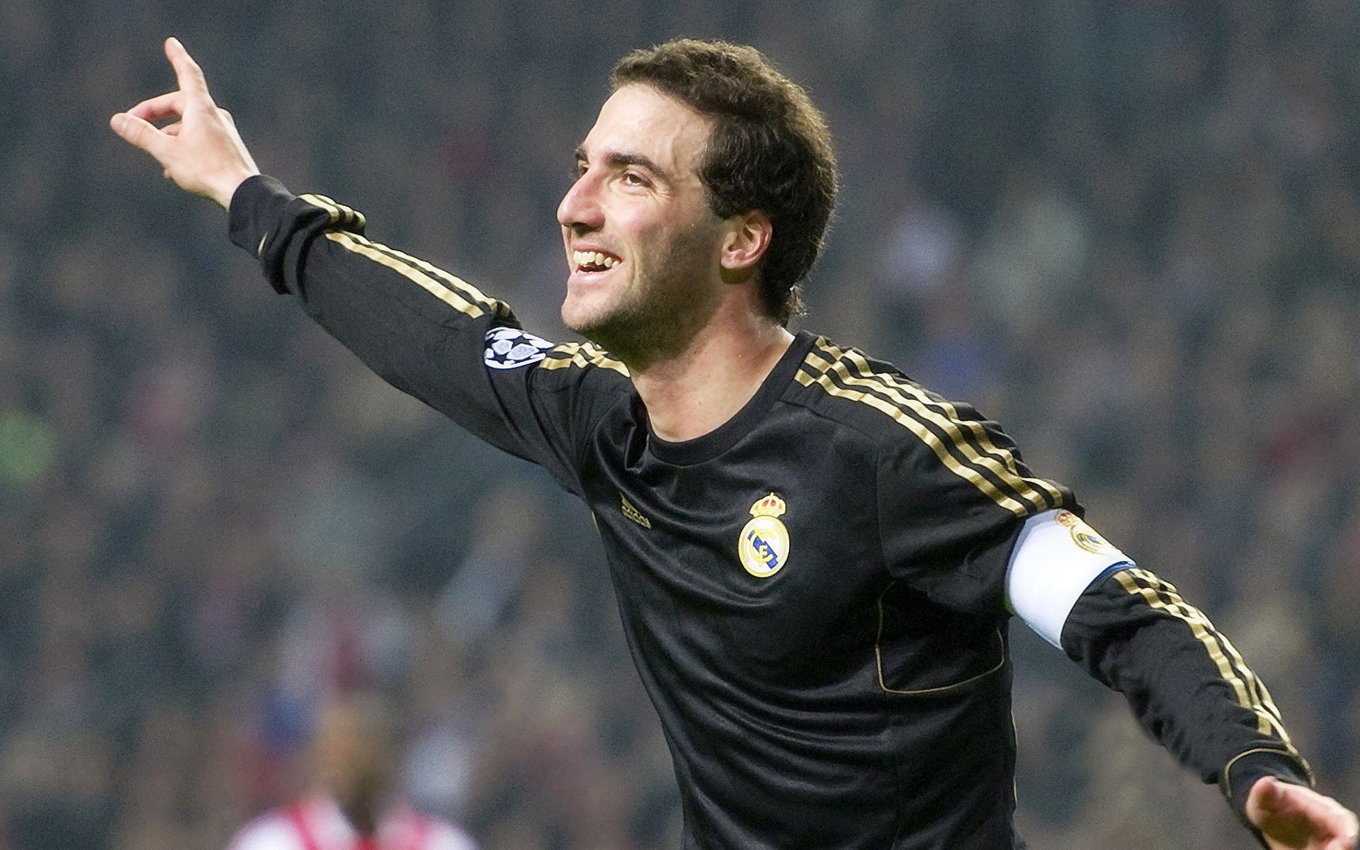 世界杯燃烧：激情、努力、奇迹不断！，fire世界杯