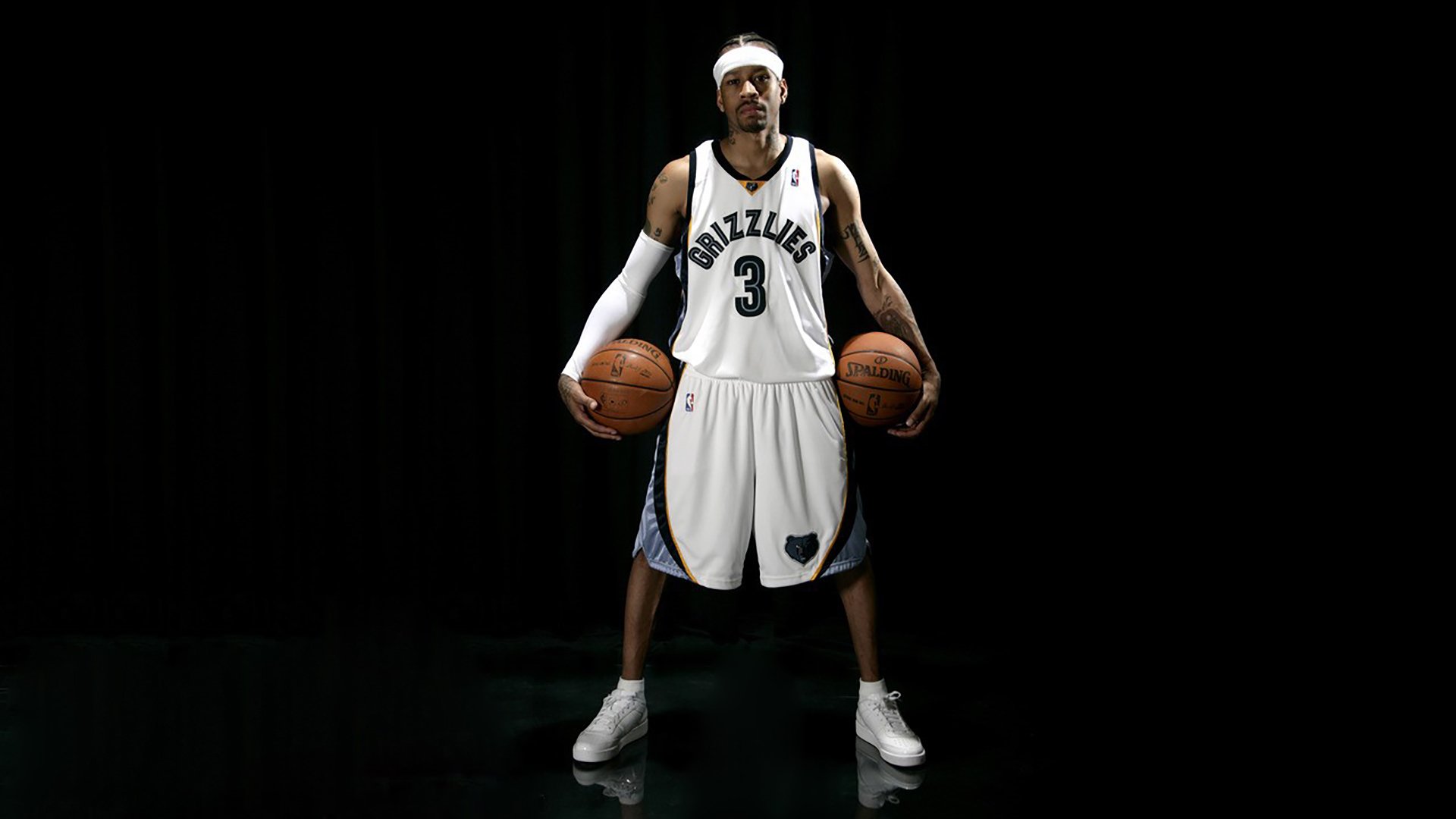 九游sports-乔纳·隆戈的硬实力与无畏精神，塑造了全黑队的传奇，乔纳豪尔金个人资料